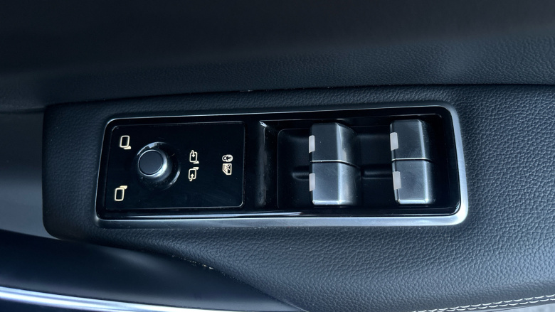 Jaguar F-Pace 3.0 D300 Sport 5dr Auto AWD Diesel Estate